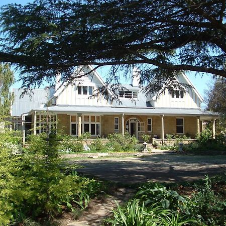 Shady Pines Guest House Harrismith Esterno foto